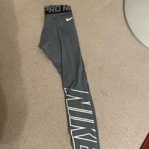 Compression leggings